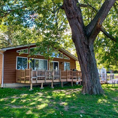 Merland Park Cottages And Motel Picton Bagian luar foto