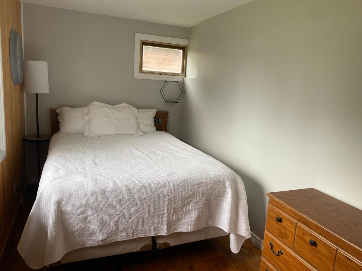 Merland Park Cottages And Motel Picton Bagian luar foto