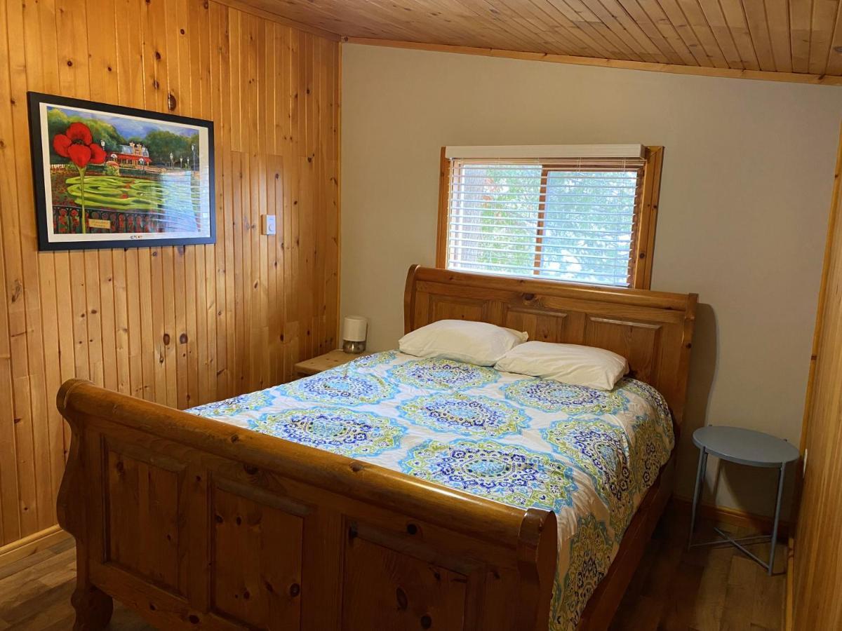 Merland Park Cottages And Motel Picton Bagian luar foto