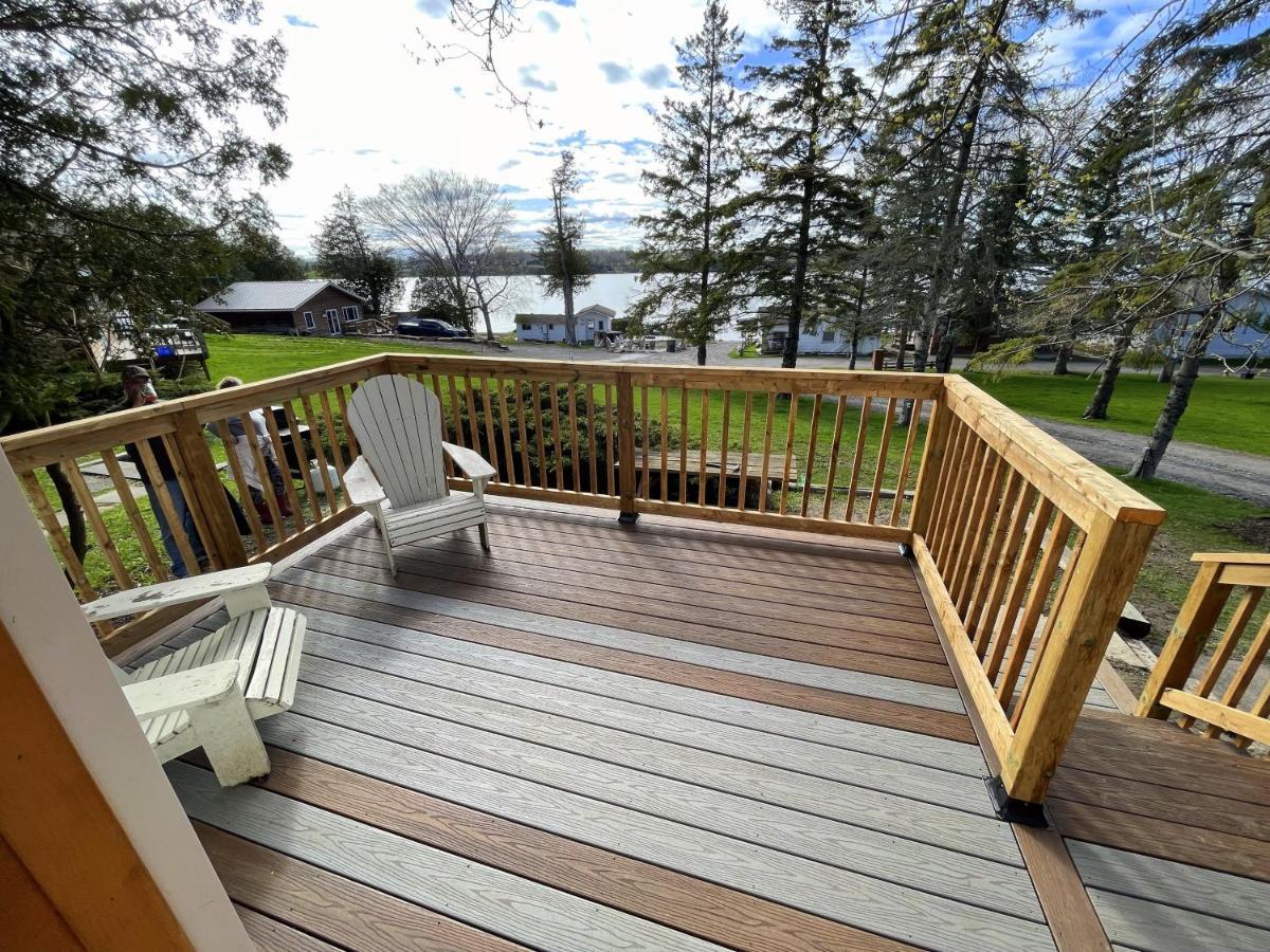 Merland Park Cottages And Motel Picton Bagian luar foto