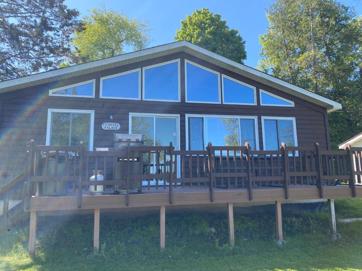 Merland Park Cottages And Motel Picton Bagian luar foto