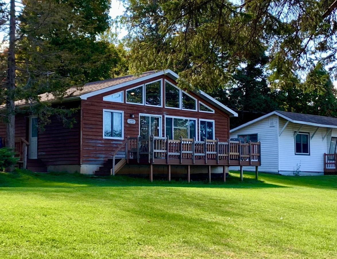 Merland Park Cottages And Motel Picton Bagian luar foto